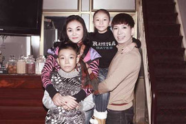 Long Nhật ly hôn vợ vì ồn ào đồng tính?