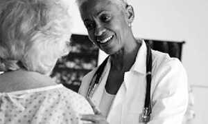 Bệnh nhân khỏe hơn nếu bác sĩ điều trị là nữ