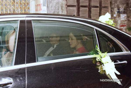 Ảnh hiếm hoi về lễ rước dâu của Á hậu Hoàng Anh