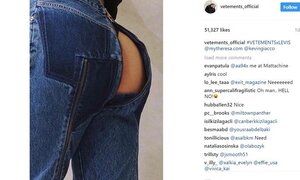 Quần jeans hở vòng 3 giá 43 triệu đồng gây 'sốt' làng thời trang