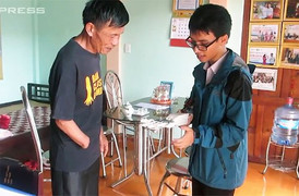 Nam sinh chế robot được cấp visa đi Mỹ dự thi khoa học quốc tế