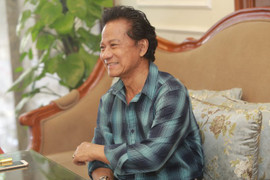 Chế Linh: 'Tôi muốn có một bữa quây quần bên các bà vợ và tất cả các con'