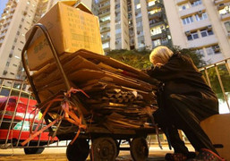 Hong Kong - nơi vực thẳm giàu nghèo sâu nhất 40 năm qua