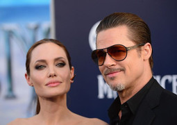 Jolie và Pitt, cuộc chiến PR rực lửa giữa hai kẻ 'yêu nhau'
