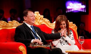 Danh ca Họa Mi và sự thật sau tai tiếng bỏ chồng khiếm thị