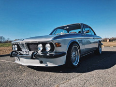 Xe thể thao hai cửa BMW bỏ hoang 7 năm được bán đấu giá