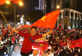 Đàm Vĩnh Hưng, Tiến Luật tin U23 Việt Nam sẽ chiến thắng sau loạt luân lưu