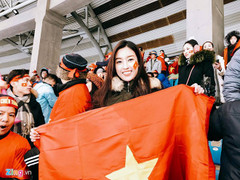 Hoa hậu Đỗ Mỹ Linh lặng lẽ sang Trung Quốc cổ vũ U23 Việt Nam