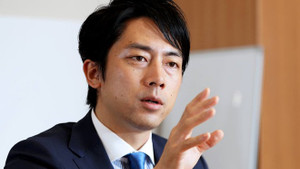 Con trai Koizumi nổi lên là ứng viên thay thế Thủ tướng Abe