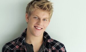 Nam diễn viên Mỹ đột tử tại nhà riêng ở tuổi 21