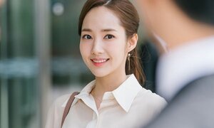 'Thư ký Kim' tiết lộ công thức đơn giản giúp chăm sóc làn da không tuổi