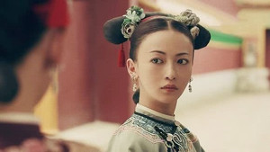 Ngô Cẩn Ngôn 'Diên Hi công lược' vừa nổi tiếng đã bị tố hách dịch