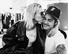 Justin Bieber và Hailey Baldwin đi đăng ký kết hôn