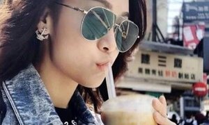 Á hậu Hong Kong khoe ảnh vui vẻ ở Mỹ sau clip ngoại tình trên taxi