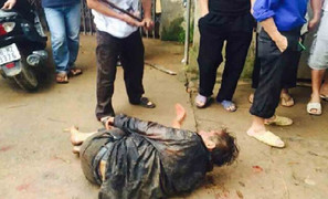 Đến nghĩa trang tâm sự với bạn gái cũ, nam thanh niên bị đánh ngất xỉu