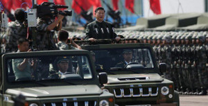 Ông Tập Cận Bình dự lễ diễu binh lớn chưa từng có tại Hong Kong