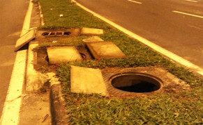 Phát hiện thi thể đàn ông với nhiều vết thương dưới cống ngầm ở Sài Gòn