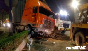 Tai nạn liên tiếp trong đêm, nhiều người bị thương nặng