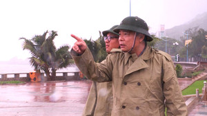 Bộ trưởng Nguyễn Xuân Cường thị sát tại tâm bão Bà Rịa - Vũng Tàu