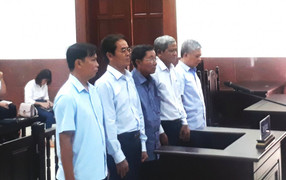 Nguyên Phó Thống đốc Đặng Thanh Bình thoát án tù giam nhờ Luật Người cao tuổi