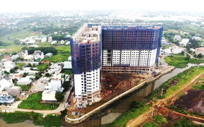 Đại Thịnh Phát bất chấp sai phạm, ngang nhiên lấn rạch tại dự án Marina Tower