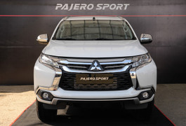 Mitsubishi Pajero Sport giảm gần trăm triệu, rẻ hơn Toyota Fortuner