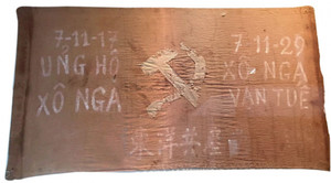 Chuyện 2 thanh niên cắm cờ búa liềm lên đỉnh Non Nước kỷ niệm Cách mạng tháng Mười Nga năm 1929