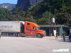 Công an Lạng Sơn bắt giữ 15 tấn pháo lậu qua cửa khẩu Tân Thanh