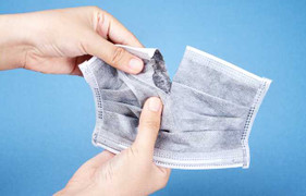 Bộ Y tế yêu cầu kiểm tra vụ nhập nhèm khẩu trang dán mác Nhật Bản