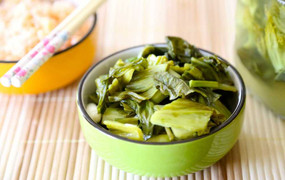 Những lợi ích không ngờ của món dưa muối