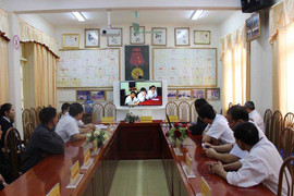 Hội chẩn qua mạng cứu sống cô giáo bị ô tô đè ngang người