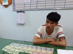 Nam thanh niên dùng clip nóng tống tiền bạn gái khi chia tay