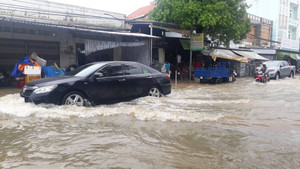 Ảnh: Phú Quốc ngập nặng sau 3 ngày mưa lớn