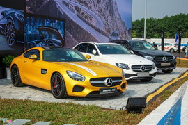 Thị trường ô tô 6 tháng đầu năm 2018: Kẻ khóc người cười