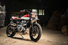 Triumph Scrambler độ tracker độc đáo