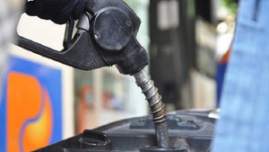 Nhập khẩu xăng dầu về Việt Nam giảm mạnh trong tháng 7