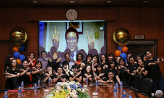 Đại học trực tuyến FUNiX trao bằng tốt nghiệp cho sinh viên Việt Nam đầu tiên
