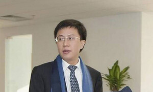 Ông trùm tài chính Trung Quốc qua đời, để lại cho công ty cả núi nợ