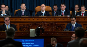 Hạ viện công bố bản sao hai lời khai mới, sức ép với Tổng thống Trump gia tăng