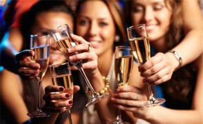 Phái đẹp ngày càng nhậu nhiều không kém đàn ông