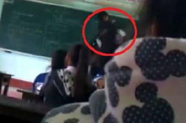 Tạm đình chỉ nam sinh xách dao đuổi chém thầy ở Nghệ An