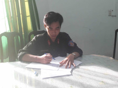 Giả danh cảnh sát cơ động chặn xe người tham gia giao thông