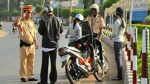 Công bố đường dây nóng phản ánh vi phạm của CSGT