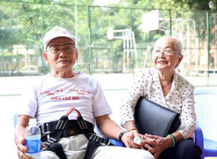 Cụ ông 86 tuổi 4 lần chinh phục Fansipan giờ ra sao?