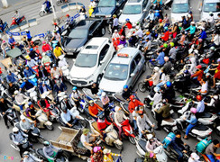 85% người dân Hà Nội đồng ý cấm xe cá nhân vào nội đô