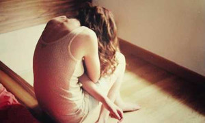 Uống rượu say, vợ bị chồng đâm chết