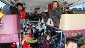 Điệp khúc xe khách 'nhồi nhét, chặt chém' dịp Tết có còn tái diễn?
