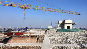 Vì sao đơn vị phá dỡ xin dừng thi công tại toà nhà 8B Lê Trực?