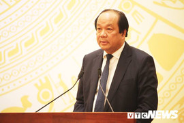 Bộ trưởng Mai Tiến Dũng: Thêm 41 ứng viên không được công nhận GS, PGS năm 2017