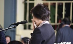 Người mẹ thứ hai của Phan Sào Nam nghẹn ngào căn dặn con trai trước tòa